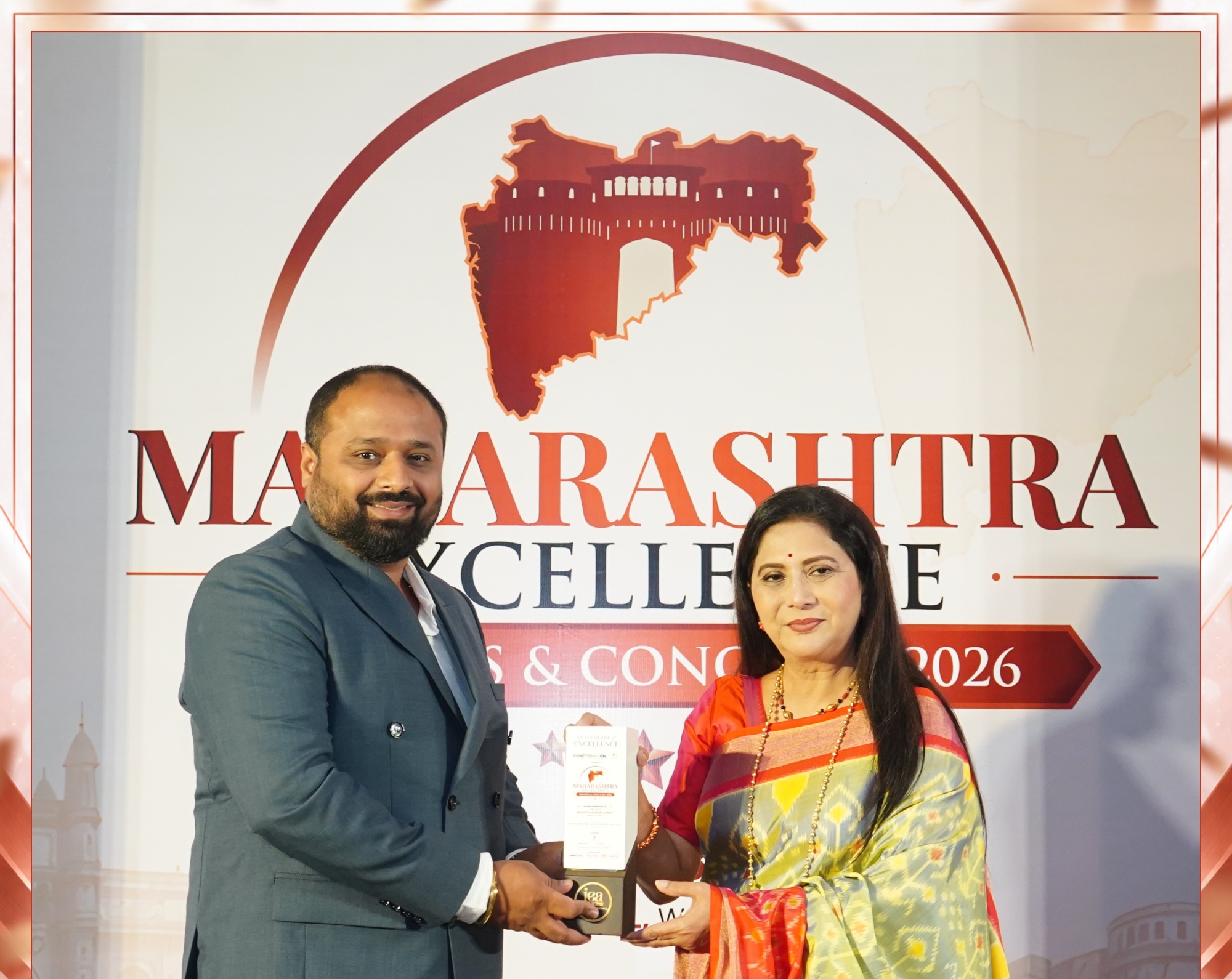 Dr. Suraj Avinash Kodak receiving the Maharashtra Excellence Award 2026